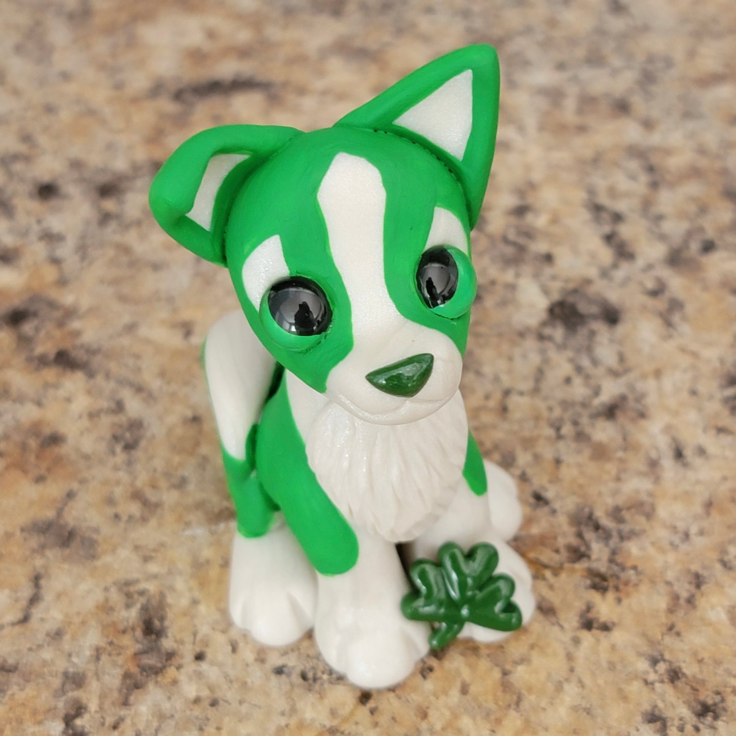 Shamrock Husky “Charm”, Dog Sculpture