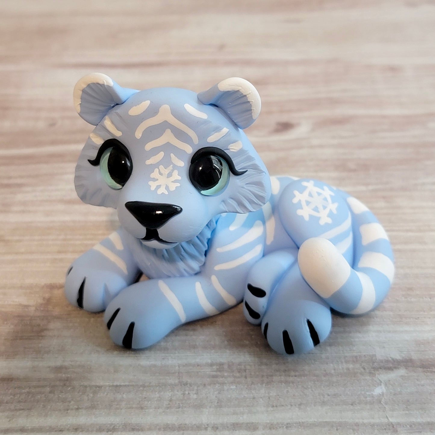 Snowflake Tiger “Icicle”, Handmade Clay Tiger