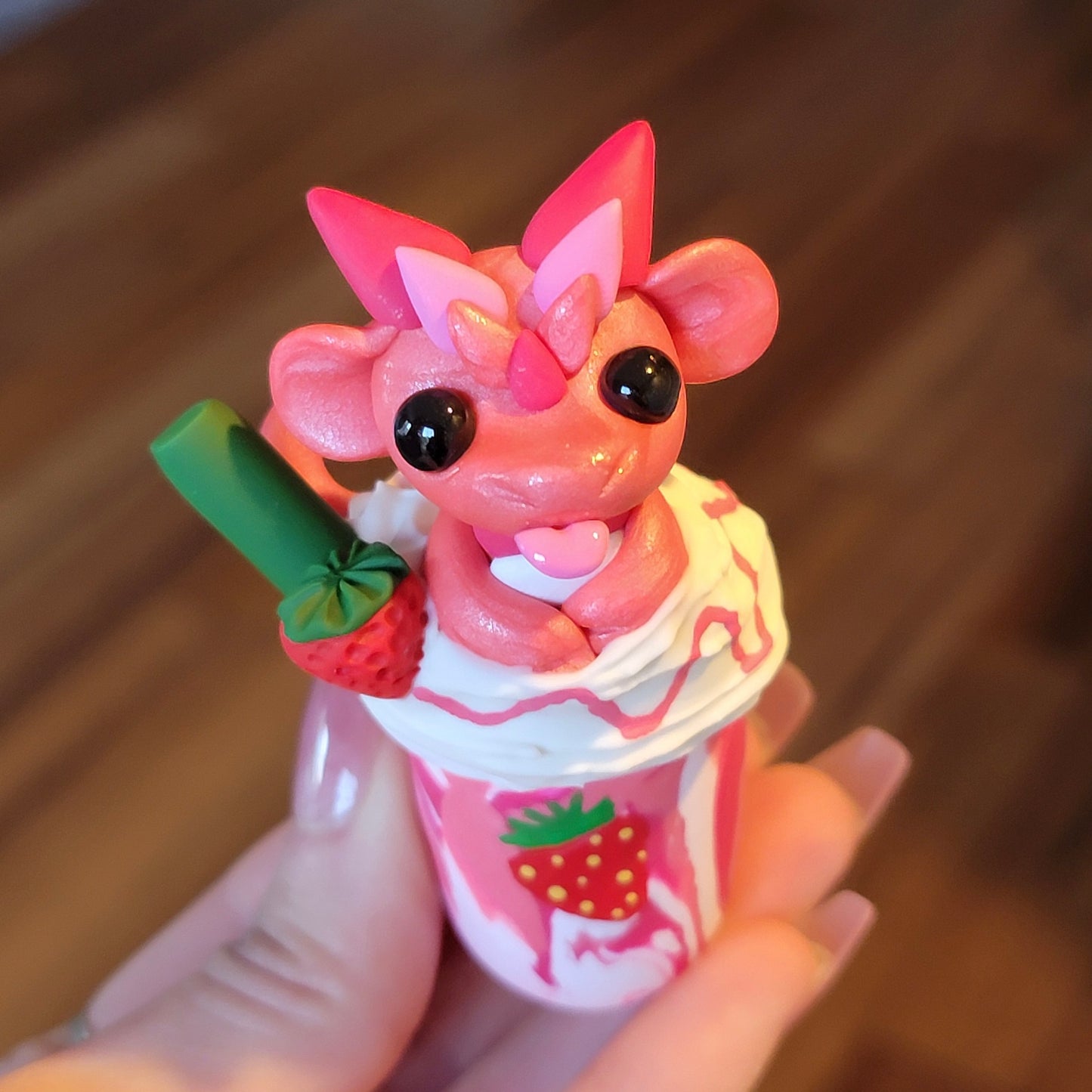 Strawberry Frappe Dragon, Dragon Sculpture