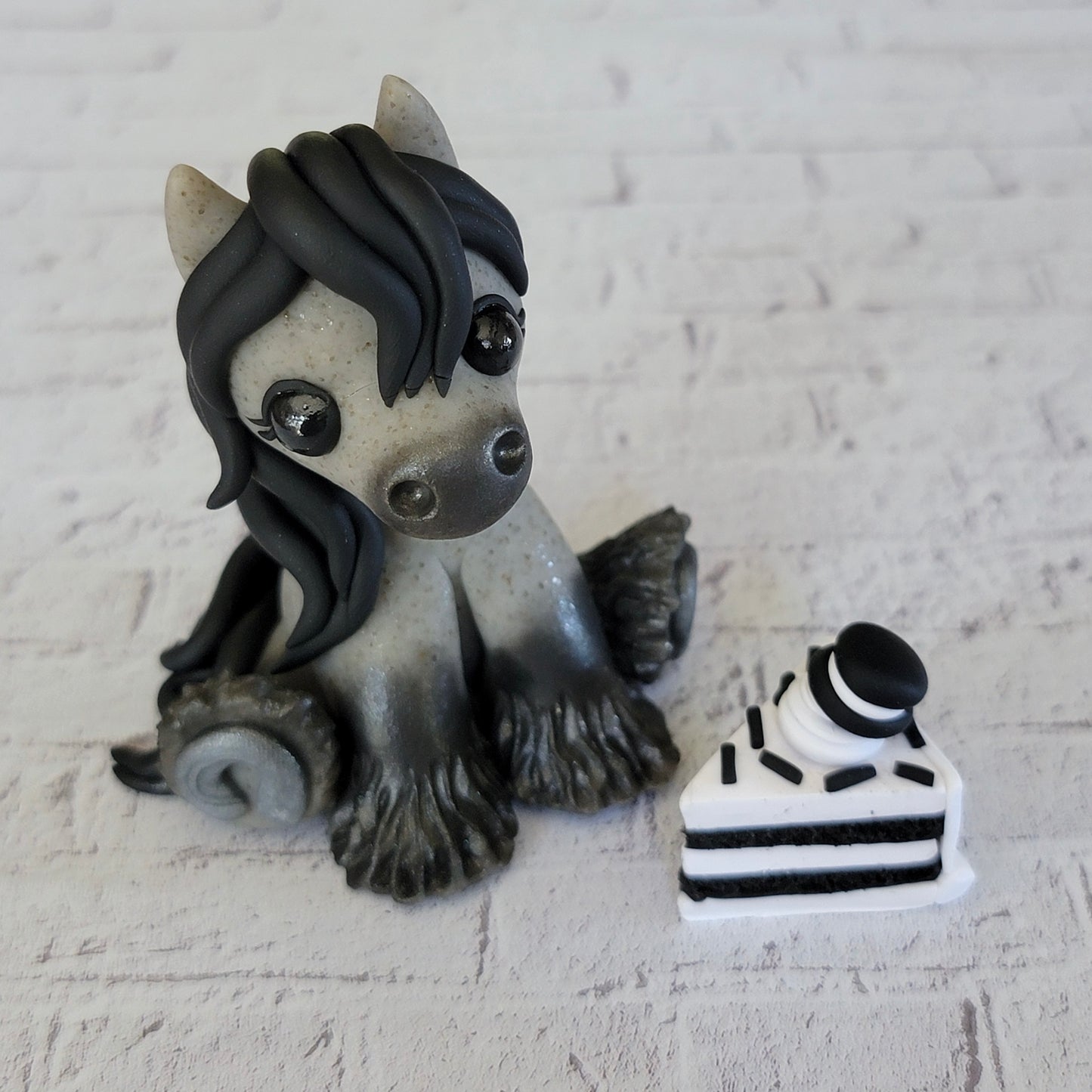 Cookies n’Cream Cake Pony “Sugar”, Handmade Clay Pony