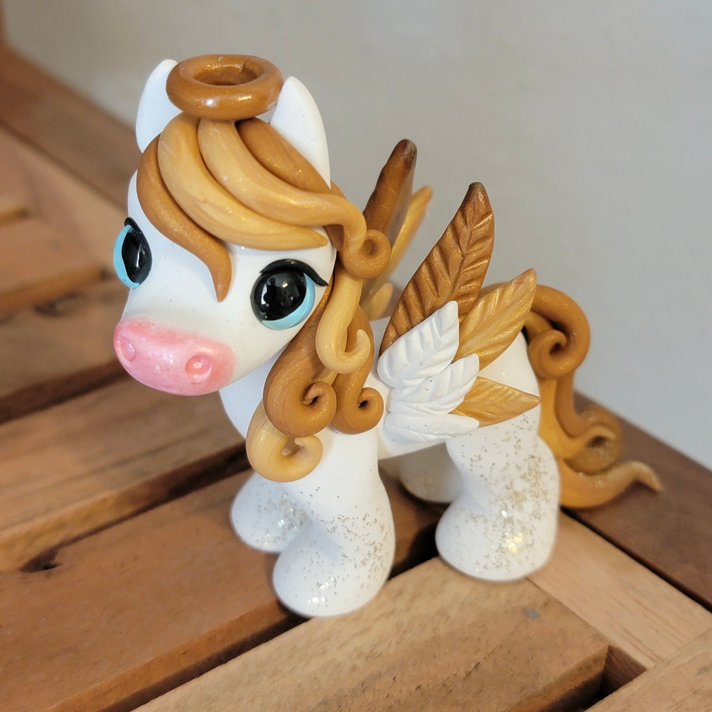 Angel Pony “Merry”, Pony Sculpture
