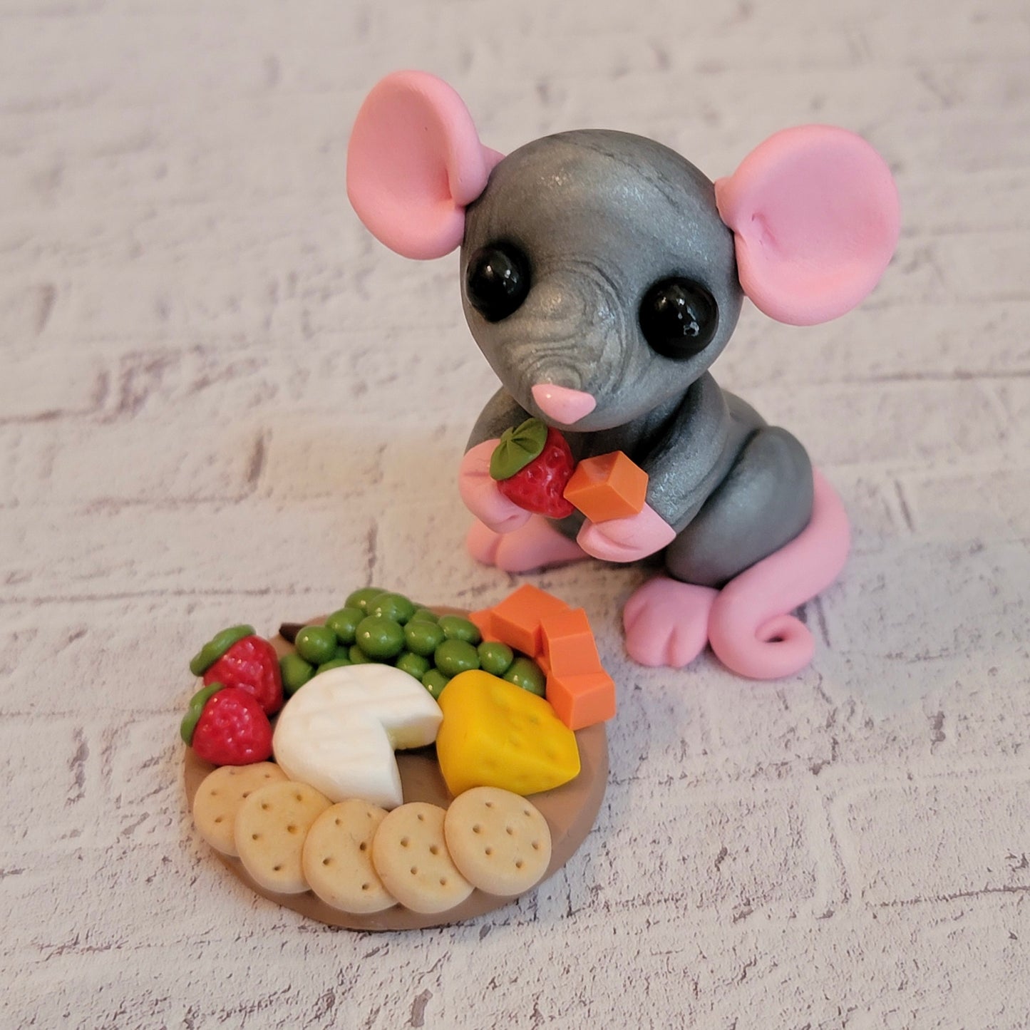 Charcuterie Board Mouse “Nibbles”, Handmade Clay Mouse