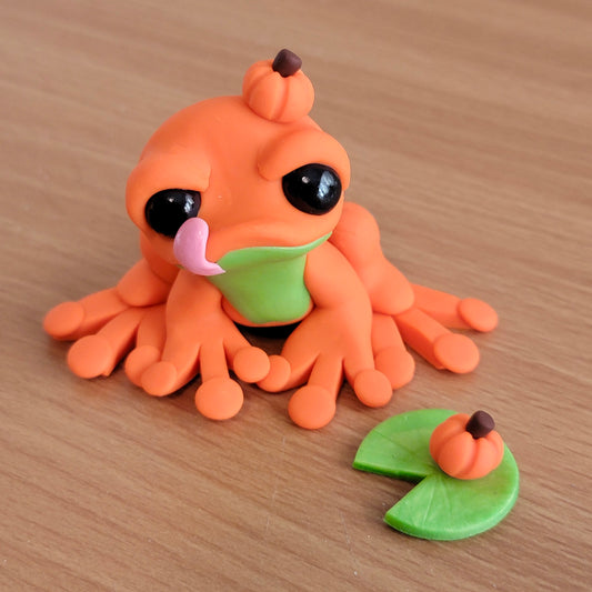 Pumpkin Frog “Nutmeg”, Handmade Clay Frog