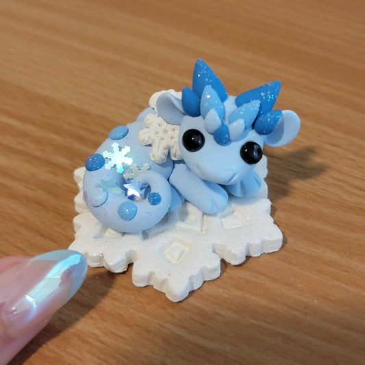Mini Clay Snowflake Dragon