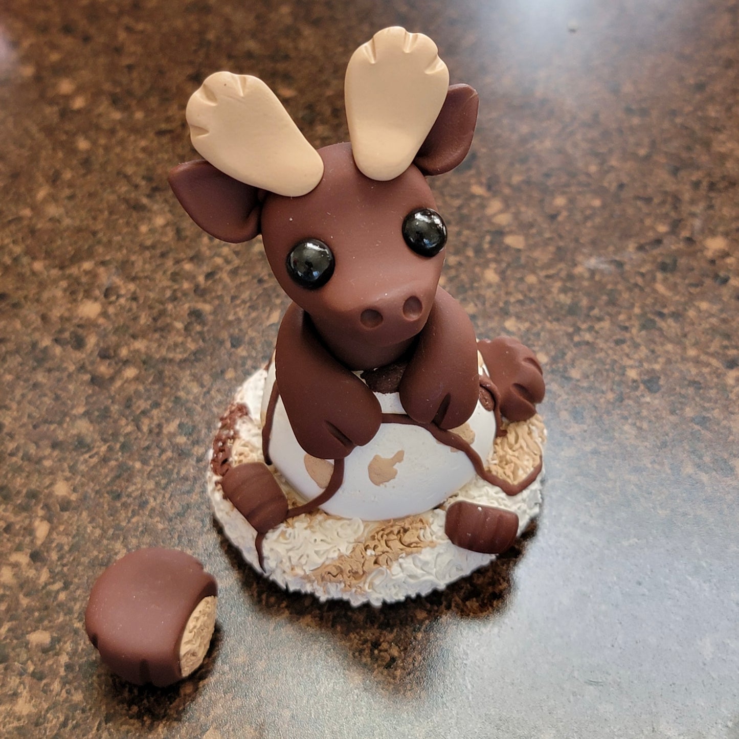 Ice Cream Moose “Moose Tracks”, Moose Figurine