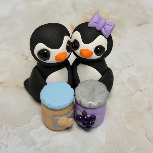 PB & Jelly Penguin Pair, Valentine Figurine