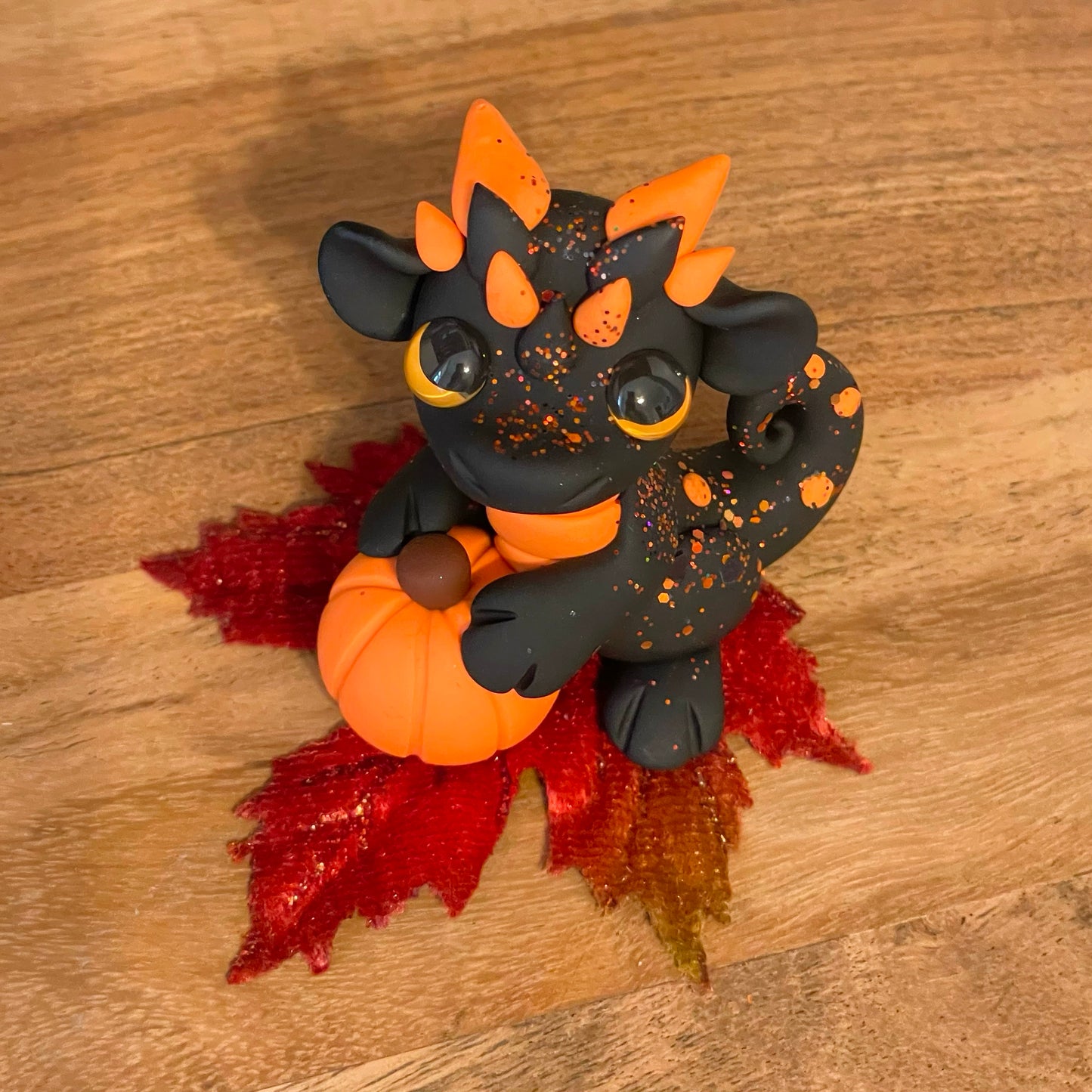 Happy Pumpkin Dragon “Jack O’Lantern”, Dragon Sculpture