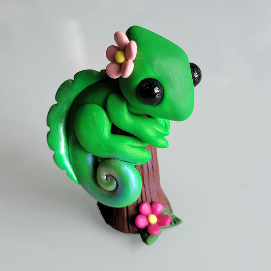 Flower Chameleon “Magenta”, Handmade Chameleon Sculpture