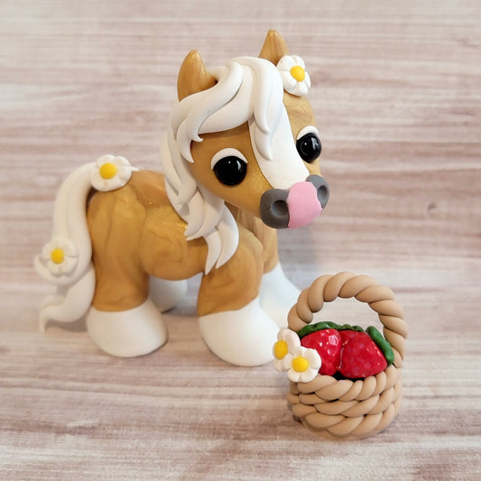 Strawberry Palomino “Poppy”, Handmade Clay Pony