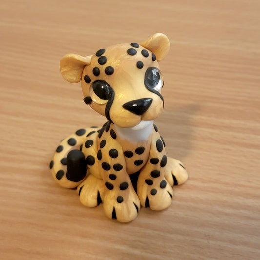 Cheetah “Speedy”, Handmade Clay Cheetah
