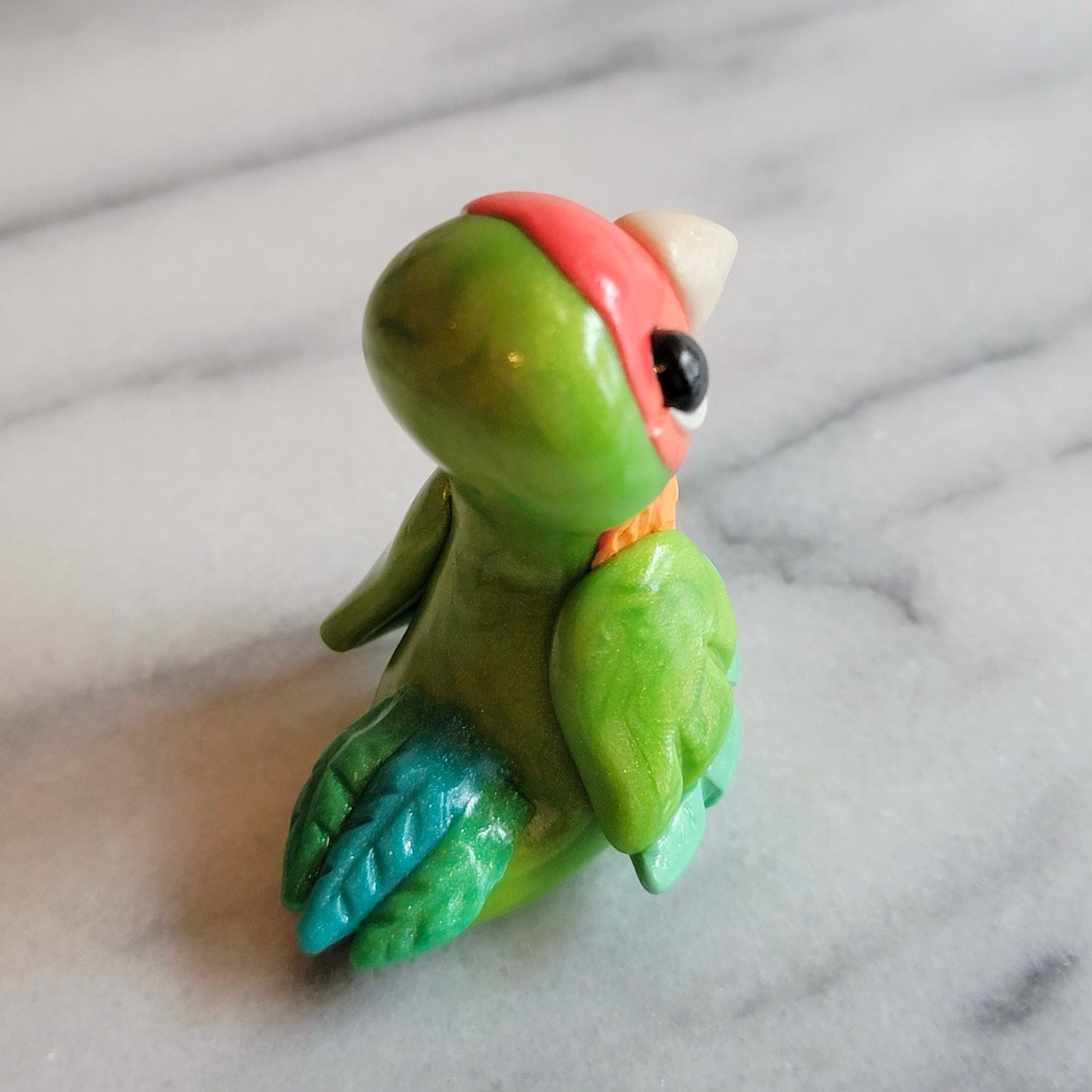 Peach-Faced Lovebird “Mango”, Lovebird Sculpture