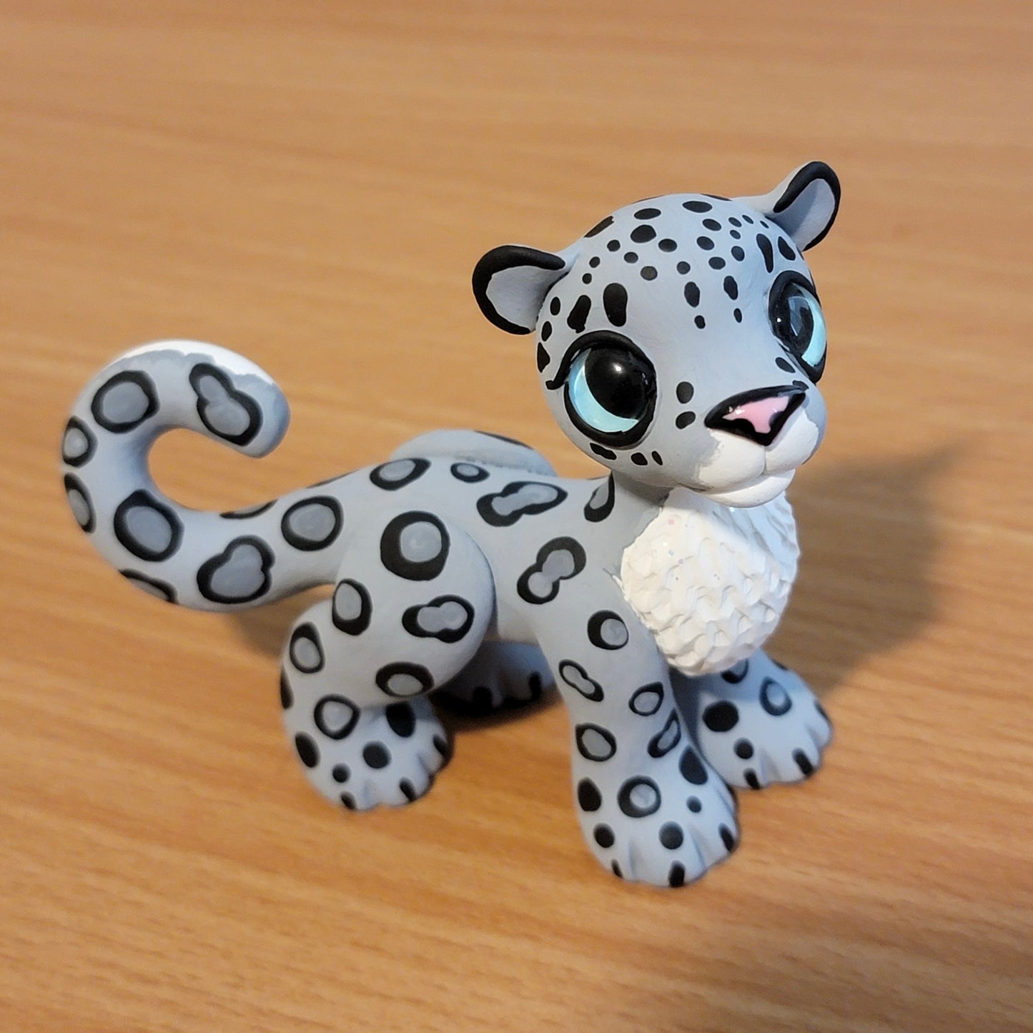 Snow Leopard “Eve”, Handmade Clay Snow Leopard