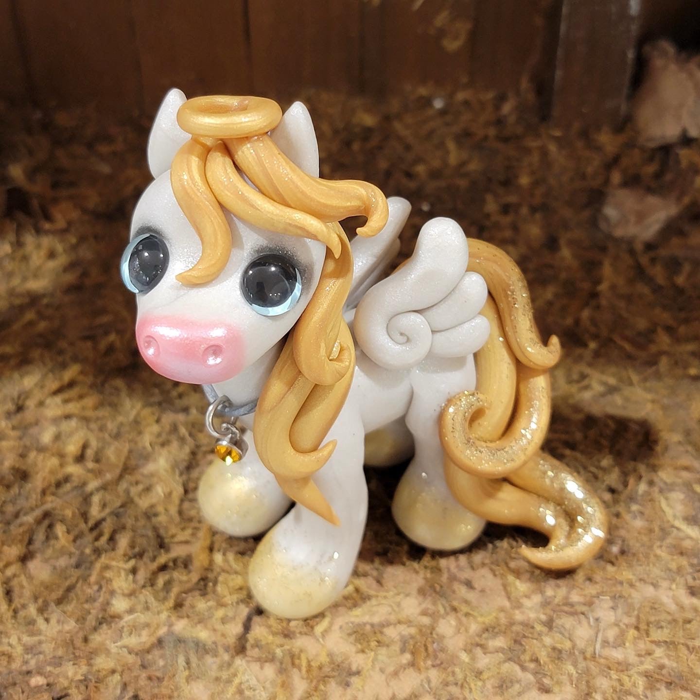 Regal Angel Pony “Angelica”